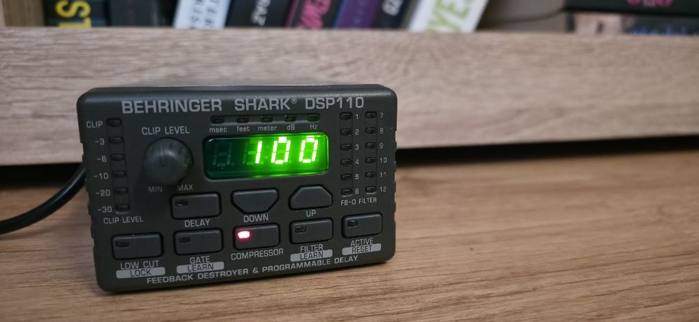 Cyfrowy procesor sygnałowy Behringer Shark DSP110.