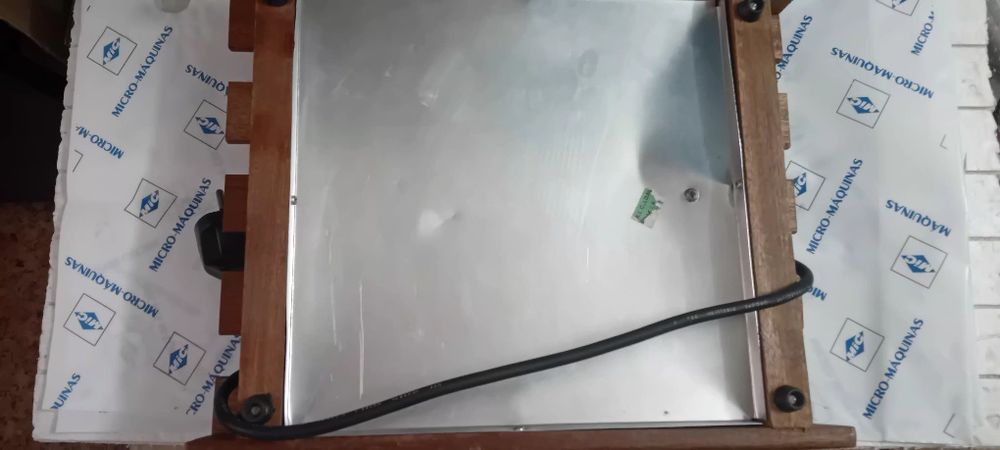 Escalfeta, 220 V / 70 W