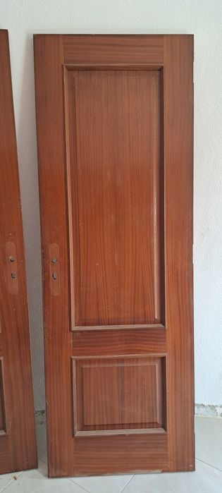 Portas interiores de madeira