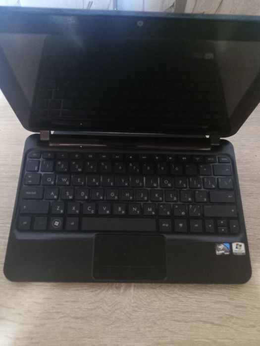 Нетбук HP Mini 110 10.1