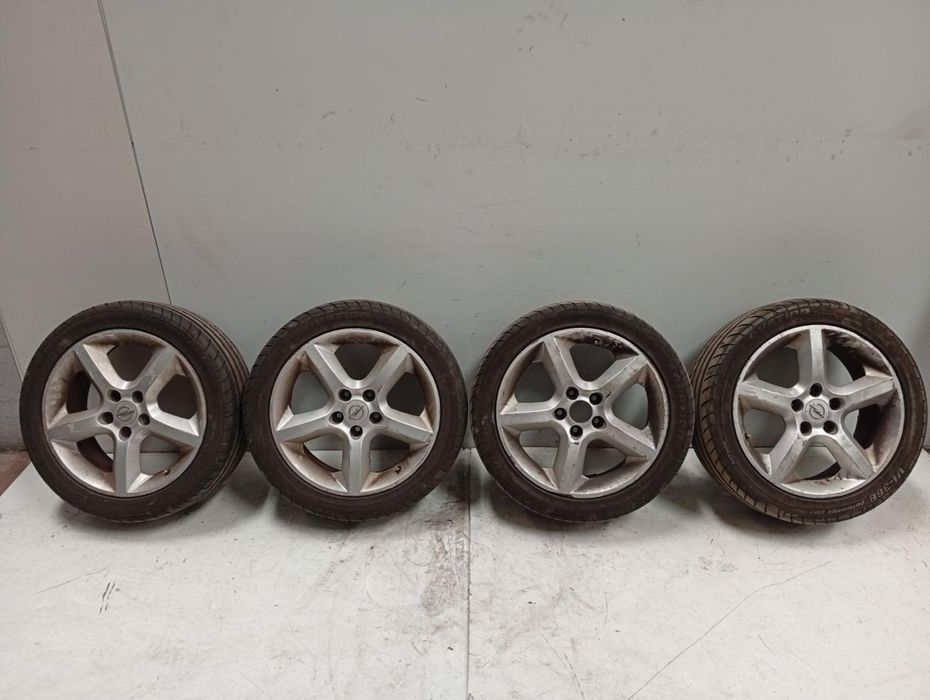 Conjunto De Pneus Opel Astra H Gtc