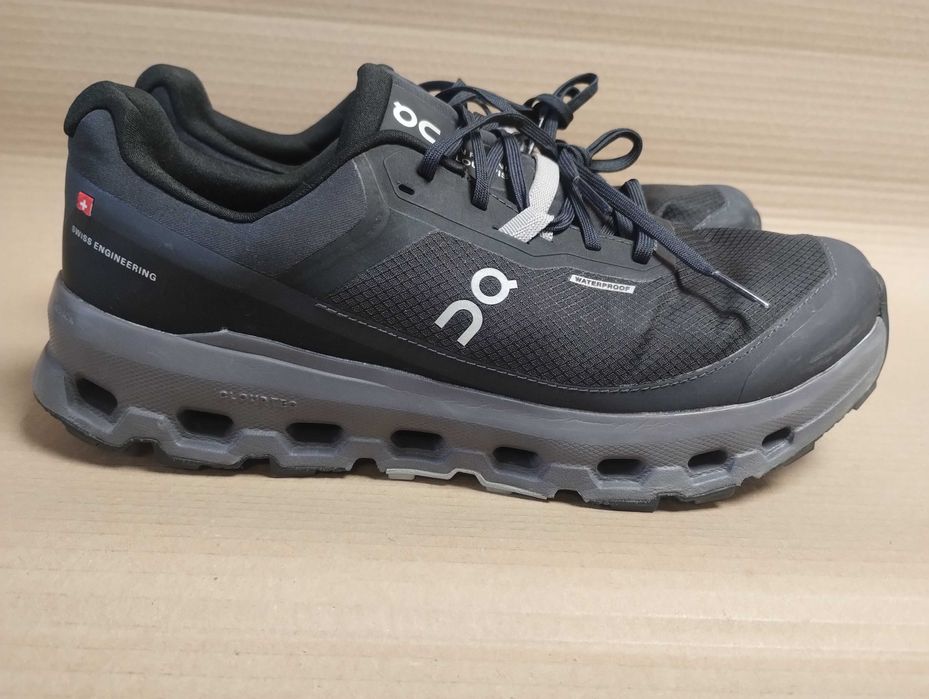 Buty do biegania biegowe 42,5 ON Running Cloudvista waterprof
