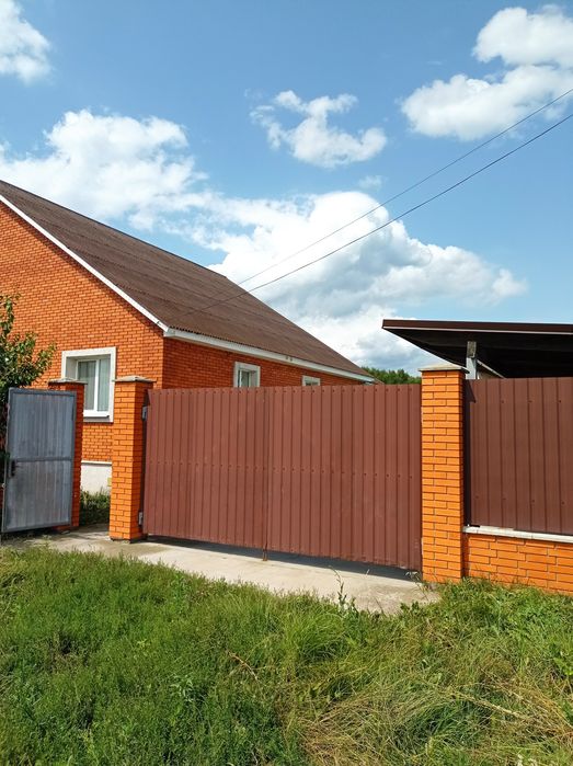 Продається садиба в 30км від міста Чернігів.