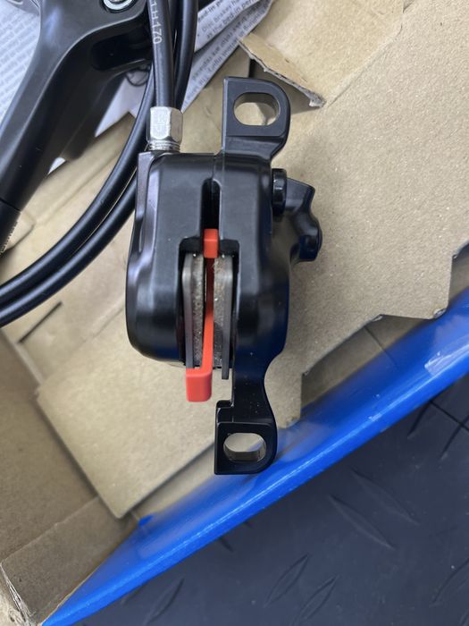 Travão traseiro shimano mt201
