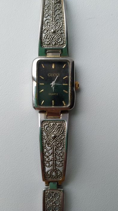 Винтажные часы Gucci 90-e