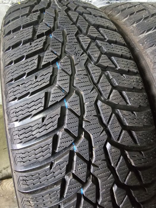 BDB Stan!!  195/65 r15 Nokian WR D4.  18/19