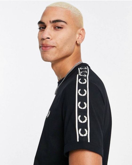 Футболка на лампасах Fred Perry