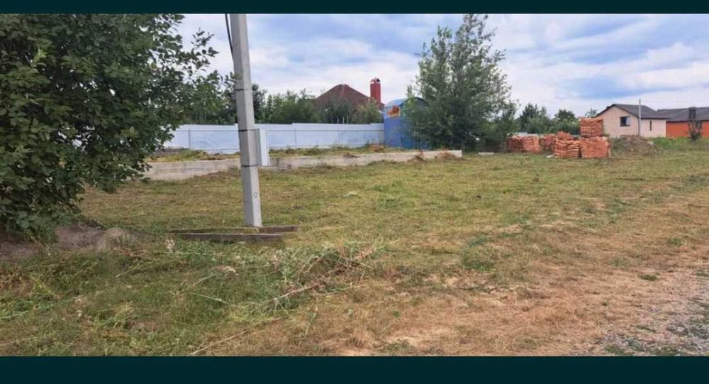 (3) Продам земельну ділянку на Барському шосе 1736