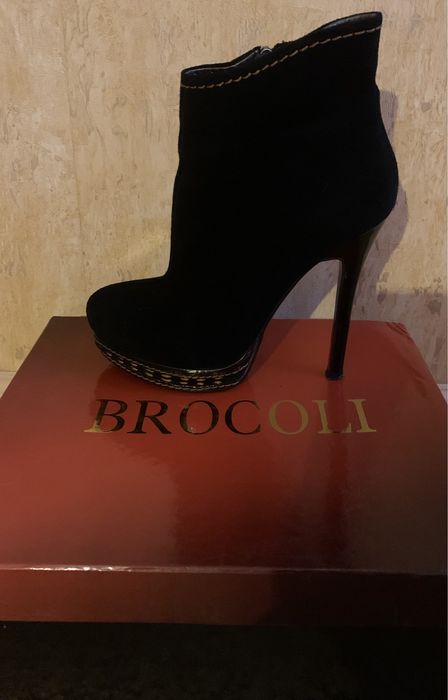 Женские ботильоны