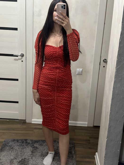 Сукні різних фасонів