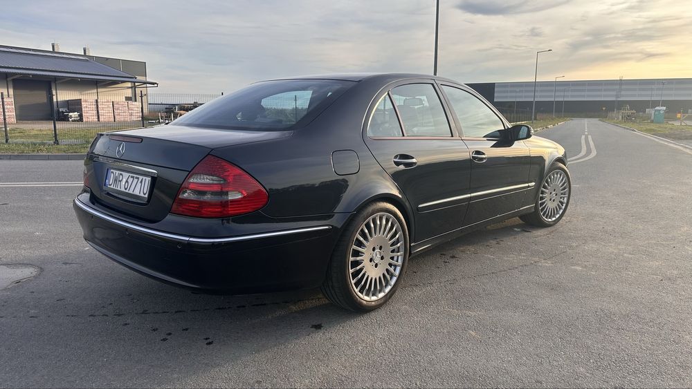 Mercedes W211 E270 CDI 2.7 Sedan Avantgarde