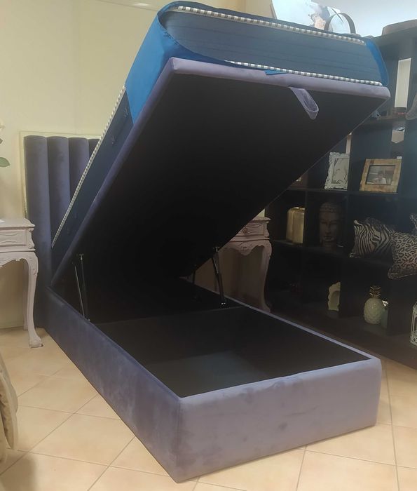 Cama estofada com sommier rebatível + colchão  viscoelástica