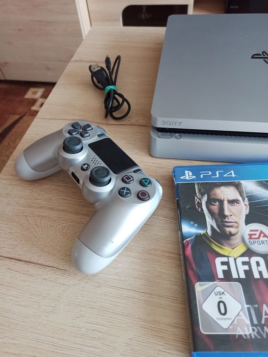 Dla Ciebie wszystko - ps4 slim 500gb 2 pady - w kategorii