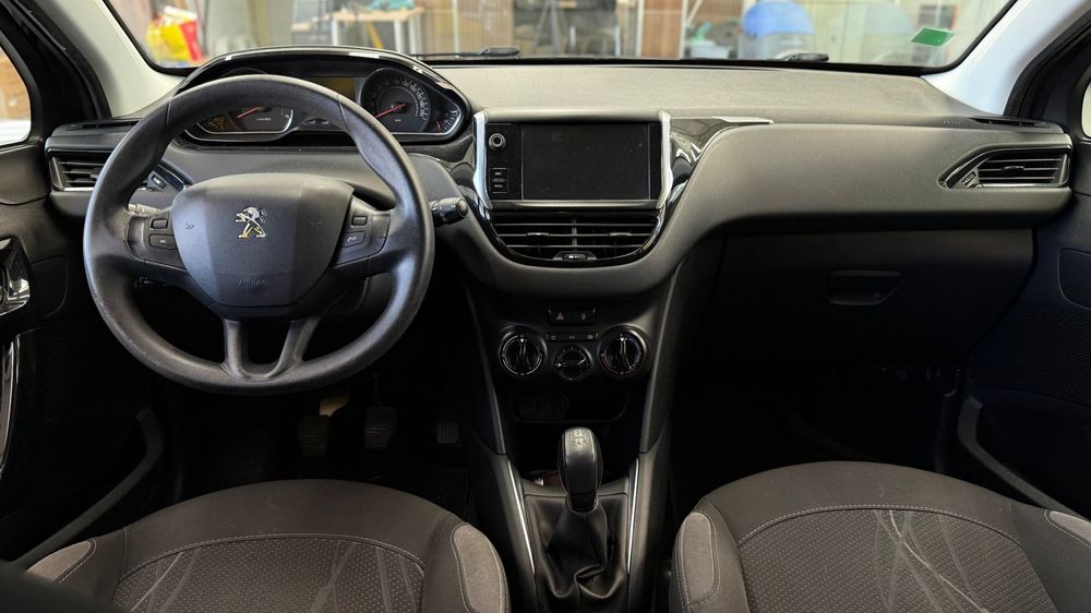 Peugeot 208 1.6 e-HDi Allure