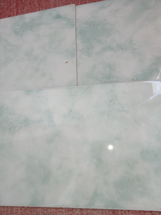 Продам керамическую плитку