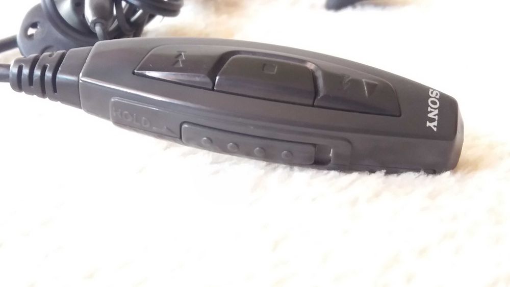 Sony RM-DM29 Pilot + Słuchawki MDR-ED136 Walkman Minidisc lata 90-te