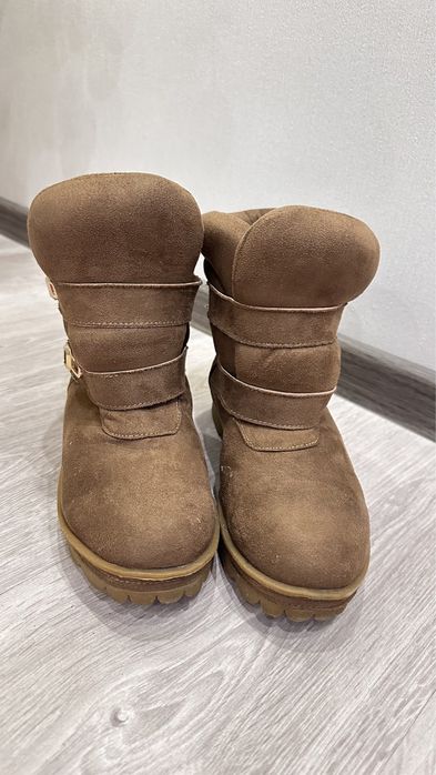 Зимові чоботи 38