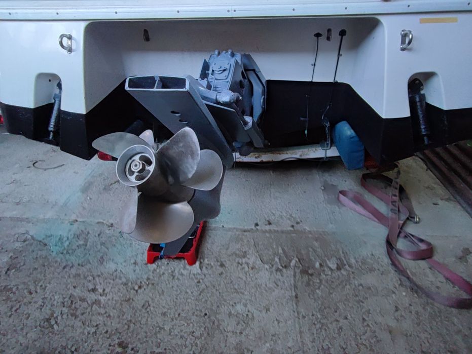 Four Winns Vista 238