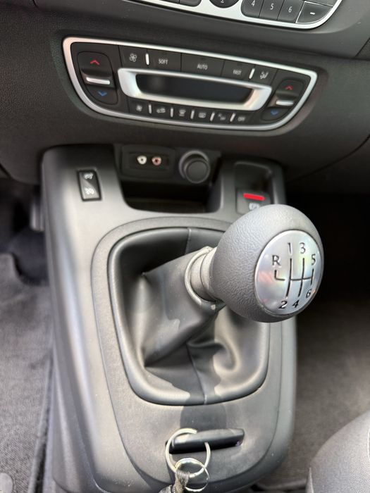 Продам Renault scenic
