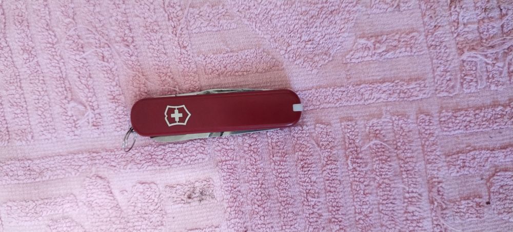 Продам швейцарский нож
