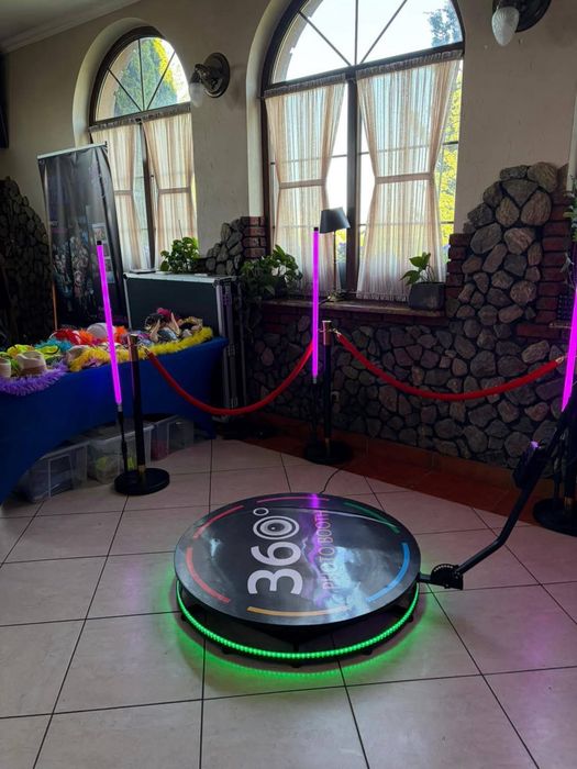 Fotobudka 360 na Twoje przyjęcie