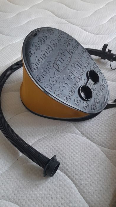 Bomba de pé insufladora Bestway Air Step (modelo 62005)