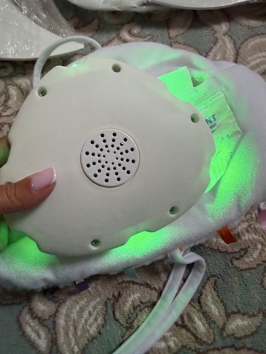 Нічник Fisher-Price Twinkle & Cuddle Cloud Soother