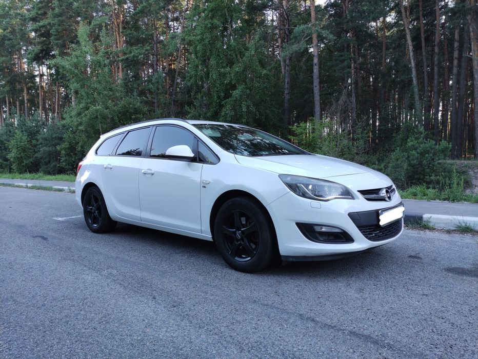Opel Astra J 1.6d 2015