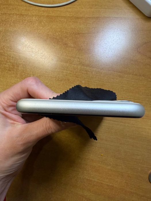 Айфон 11, 128 гб