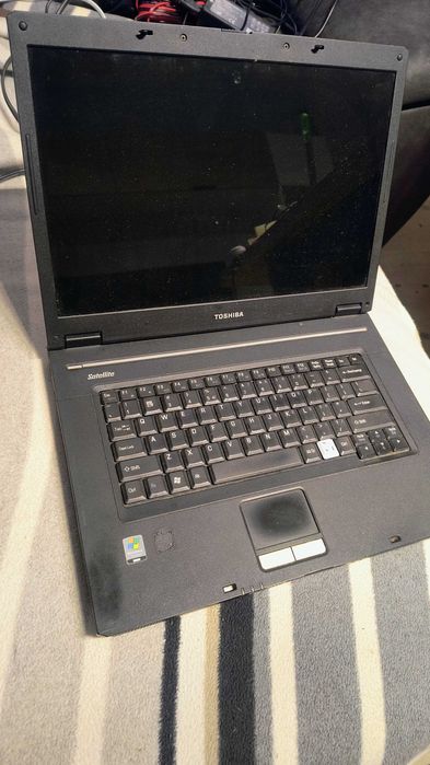 Laptop Toshiba Satellite L30-10X
