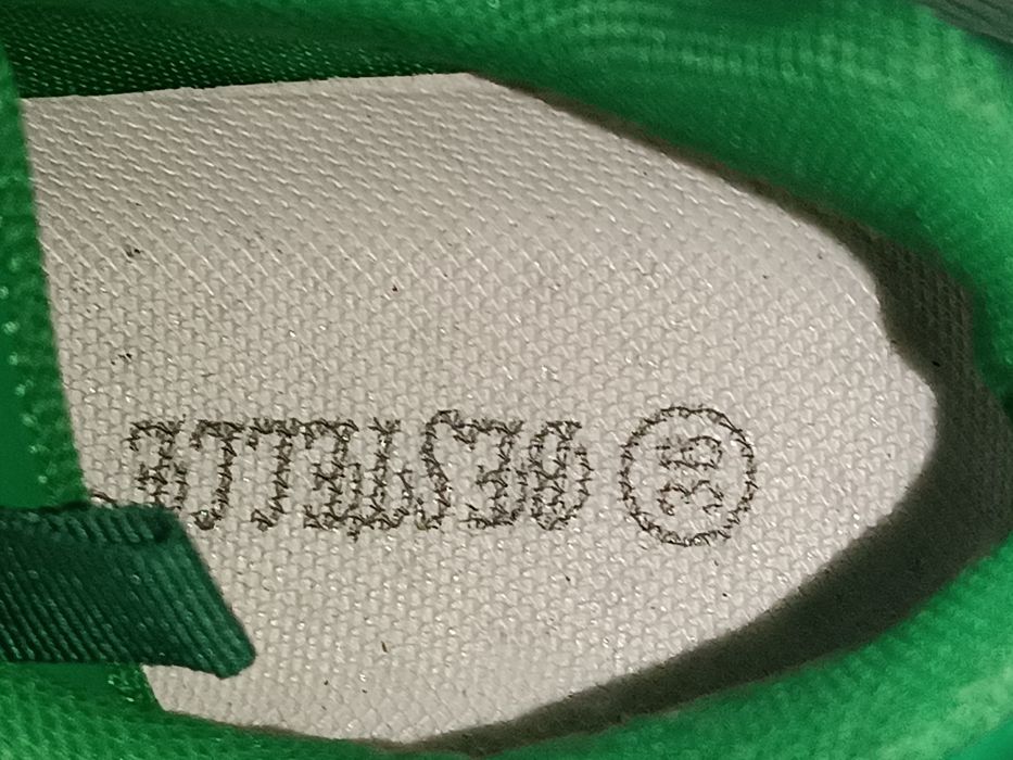 Кросівки BESTELLE  38 розмір