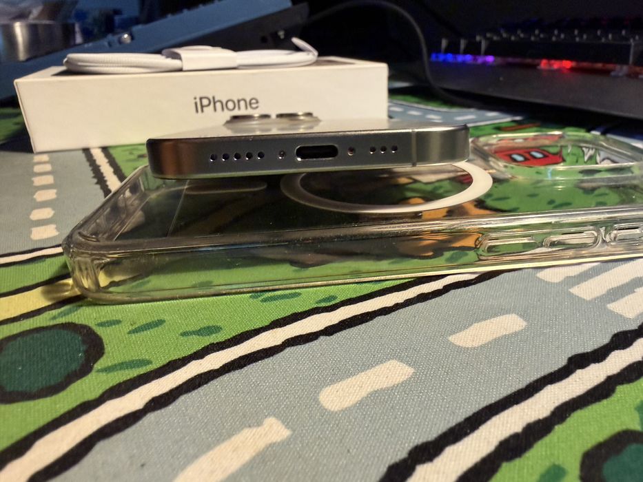 Iphone 15 pro 128gb Esim