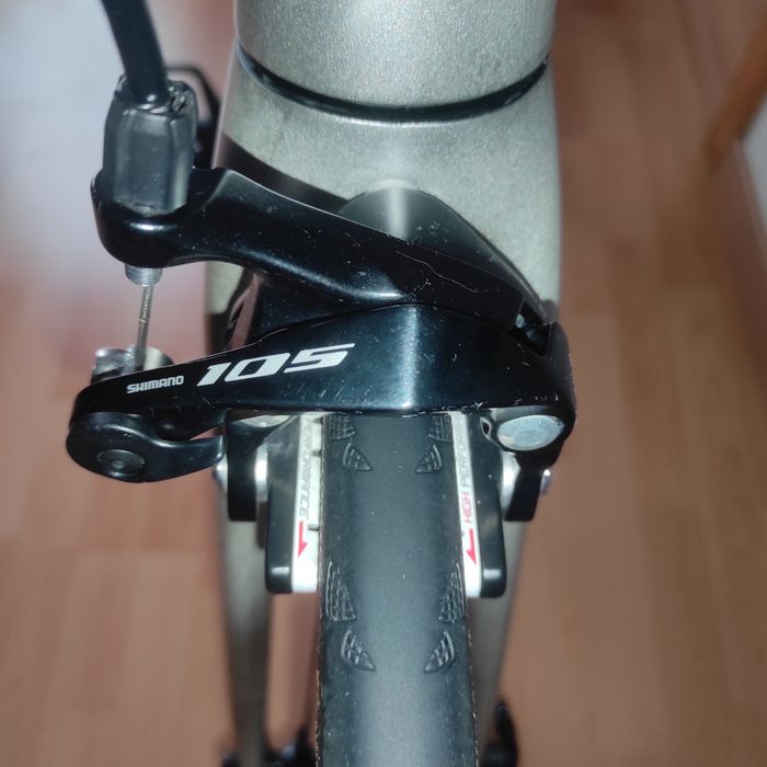 Bicicleta Mérida Scultura 5000 carbono