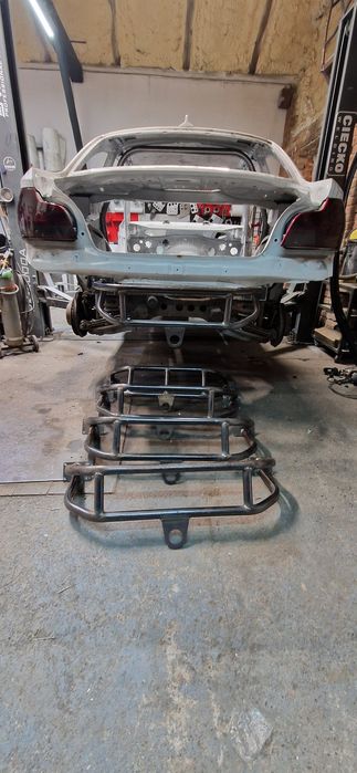 Kosz pod bezpieczny zbiornik fuel gasket e36 e46 e92 e82 bmw