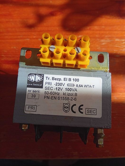 Transformator ts100