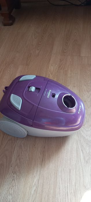 Amica odkurzacz surazo 900 w