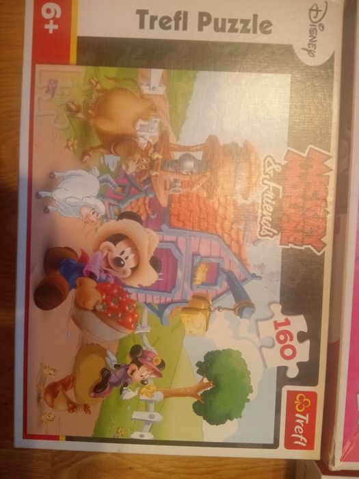 Puzzle dla fanów Myszki Miki  Frozen 6+