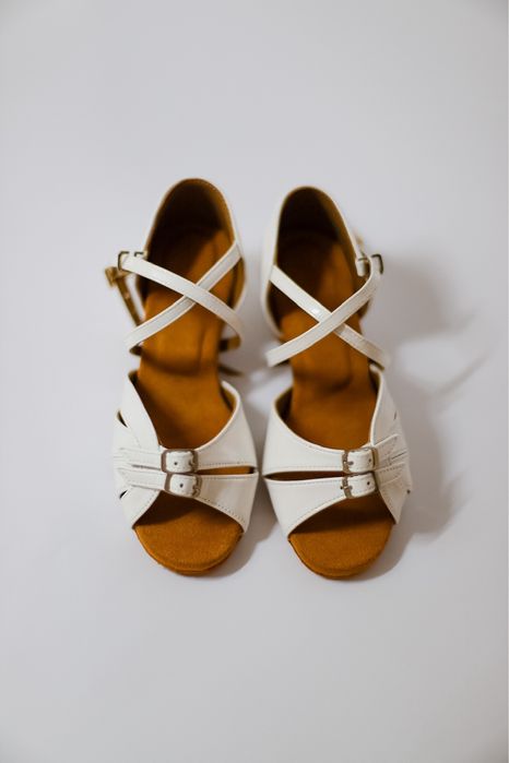 Дитячі туфлі для бальних танців блок-каблук