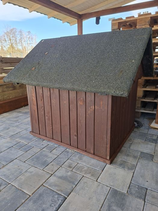 Buda dla większego psa