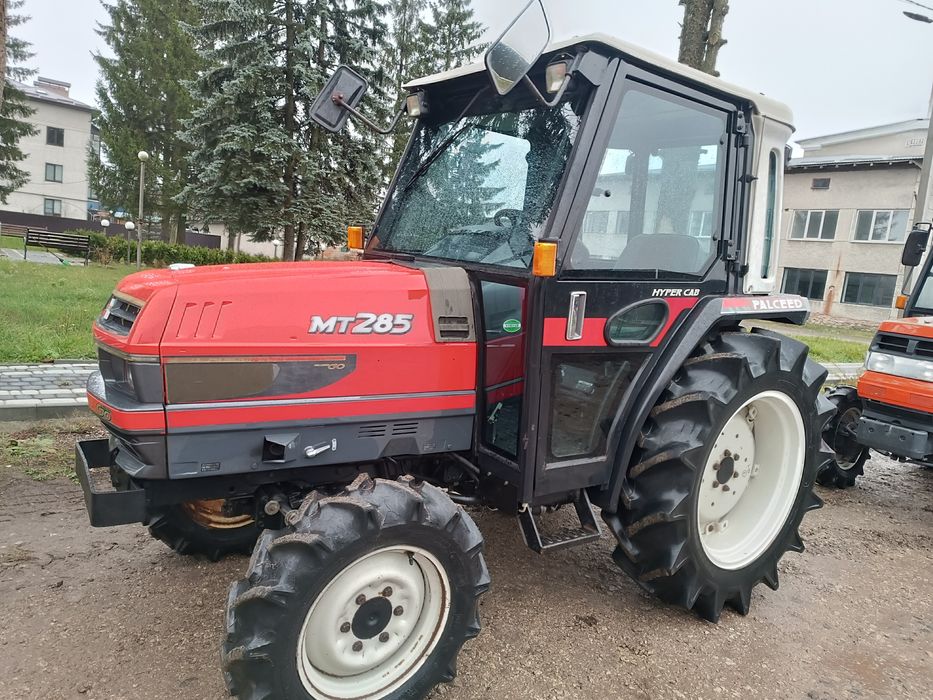 Японський мінітрактор.Трактор