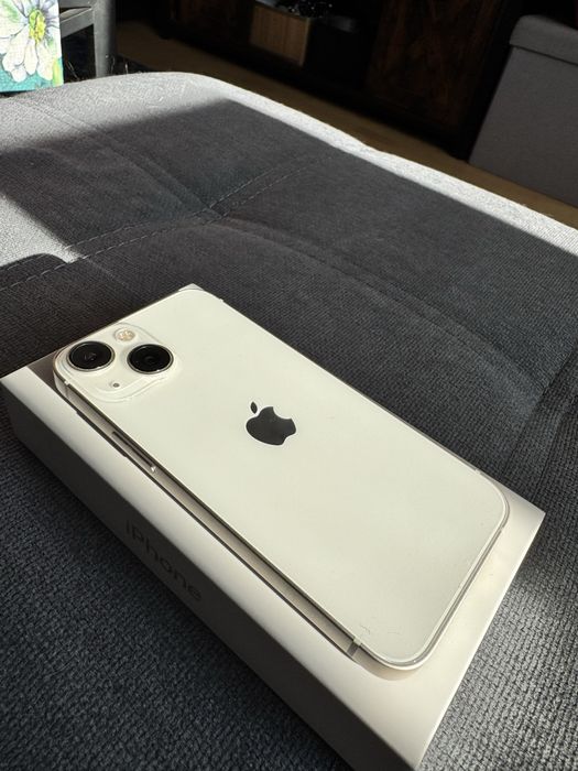 Iphone 13 mini etui prawie jak nowy folia