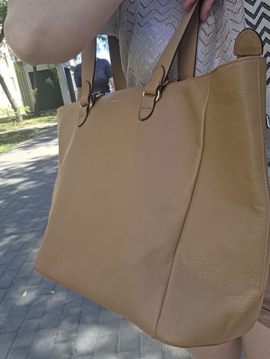 Radley Шкіряна жіноча містка сумка