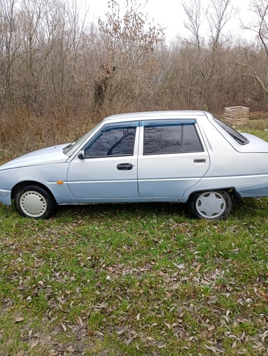 Славута 1.2 2004рік