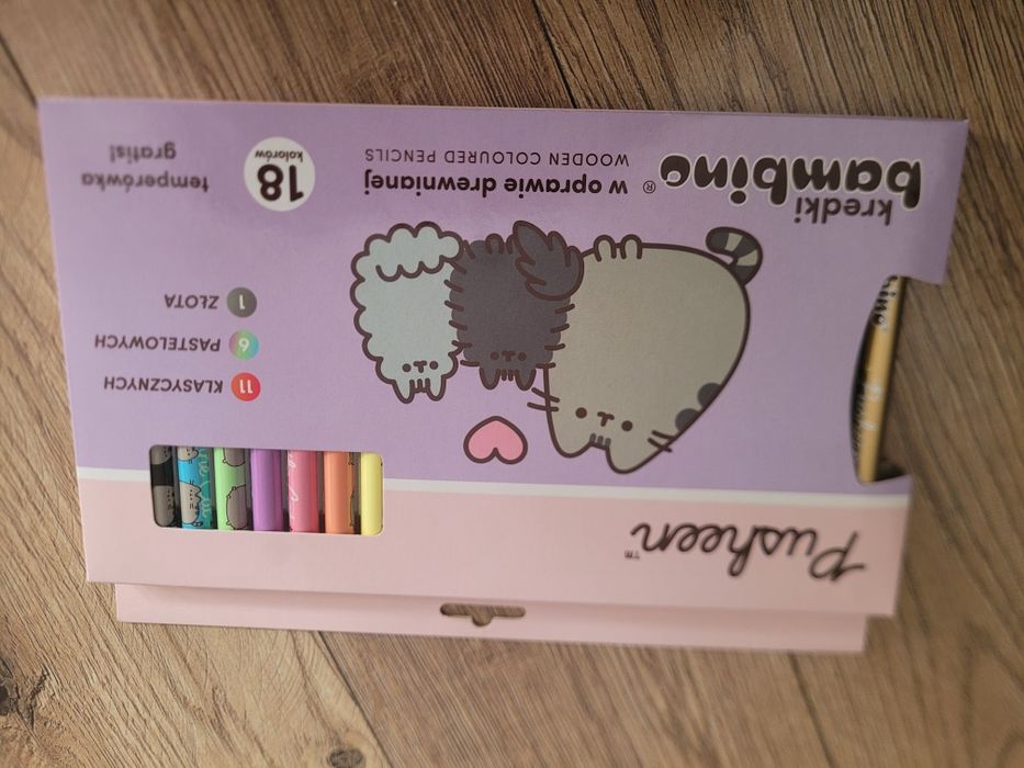 Kredki Bambino drewniane Pusheen 18