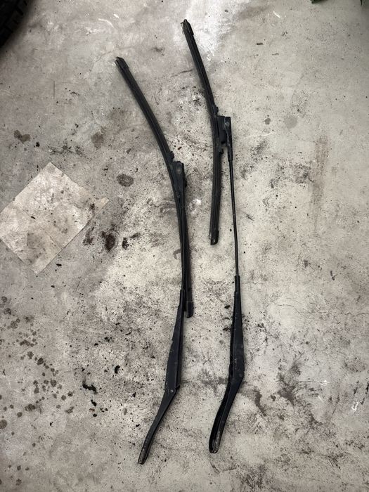 Braços Limpa-Para-Brisas Frontais Opel Astra H (Par)