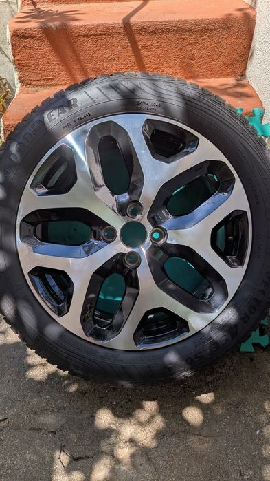 Conjunto Jante/Pneu Renault Captur