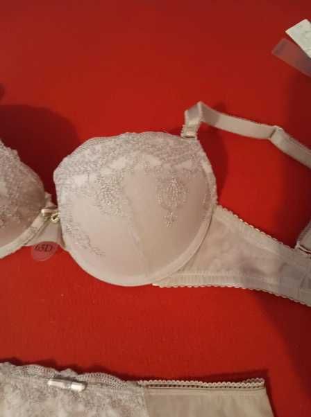 Komplet bielizny koronkowy push up Esotiq nowy z metkami 65B