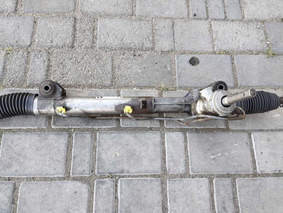 Рулевая рейка Opel Astra H Zafira B 13188614