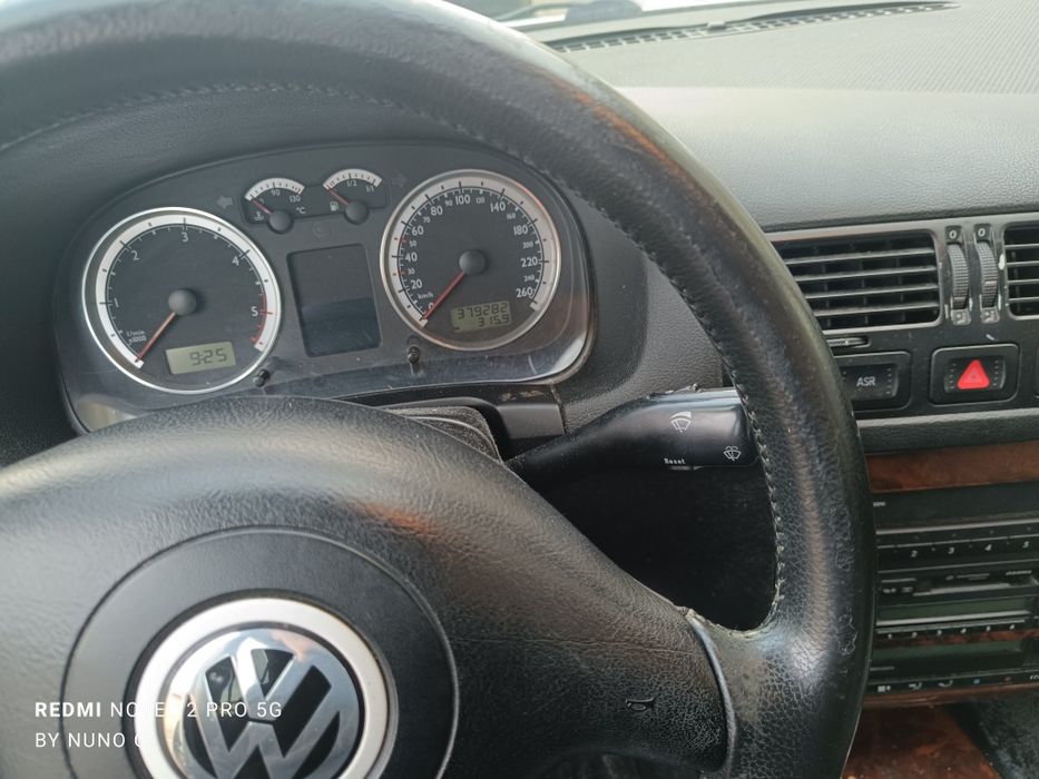 Vendo VW Bora 1.9 TDI 130cv cinza