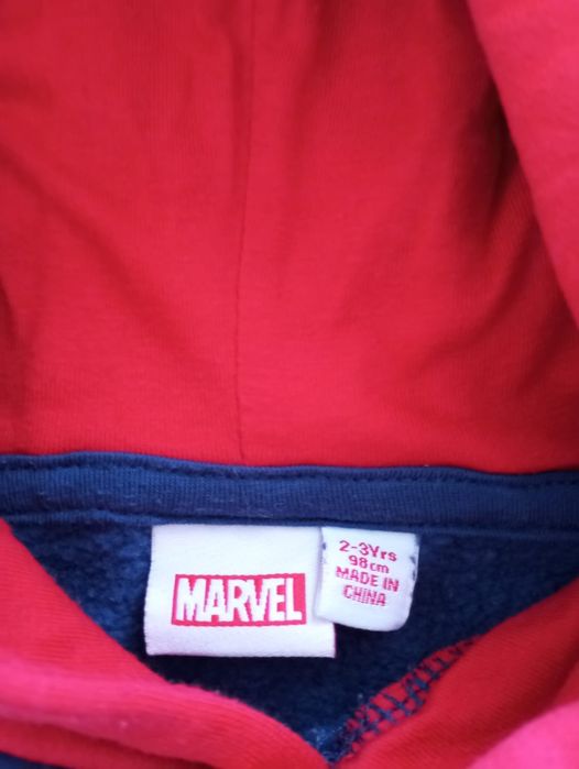 Camisola Hoodie Marvel Tamanho 2/3 Anos
